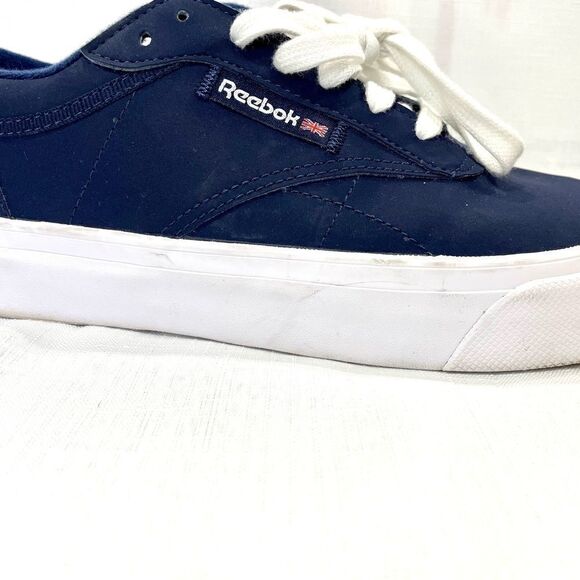 Reebok Classic Club C Coast Sneakers Size 6 Men  Size 7.5 Women main image 4